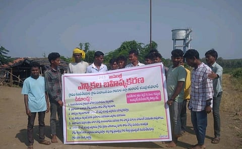 The latest to express their ire over the government’s alleged apathy are the residents of a number of villages in the erstwhile Adilabad district.