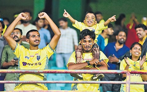 Fans celebrating Kerala Blasters victory against Odisha FC