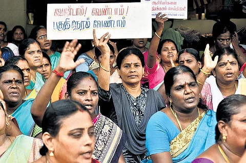 Members of TN part-time teachers association staging a protest in front of DPI office in the city on Monday | P Jawahar