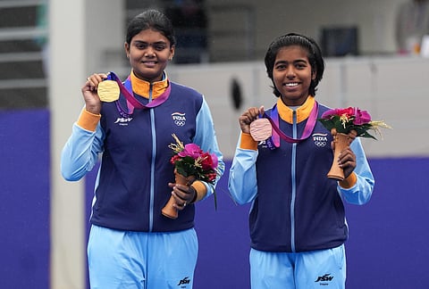 Gold medalist Indian archer Jyothi Surekha Vennam and bronze medalist compatriot Aditi Gopichand Swami. (Photo | PTI)