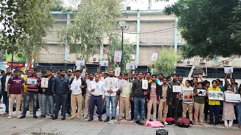 Hundreds of terminated Civil Defence Volunteers from Delhi staging a protest near the Delhi Secretariat