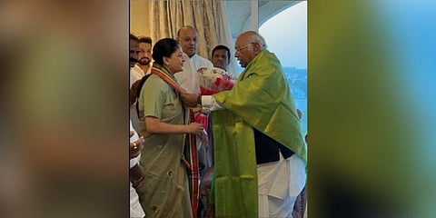 AICC chief Mallikarjun Kharge welcomes Vijayashanthi into the Congress fold on Nov 17, 2023.