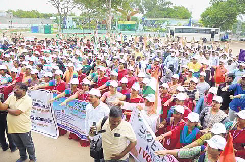 (Left) Voter awareness rally organised by TNIE in Nalgonda. (Top) District Collector RV Karnan poses for a photo