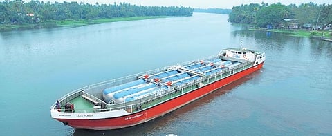 The barge, MAB Hail Mary, has been transporting liquified ammonia from Willingdon Island and Udyogamandal to FACT’s Ambalamedu unit.