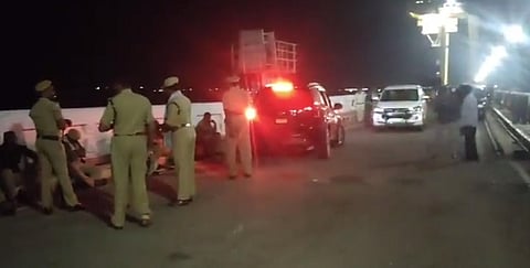 1,200 police personnel have been deployed at the Nagarjuna Sagar dam following tensions. (Videograb)