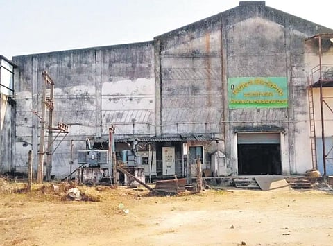 Konark Spinning Mill at Kesinga, in a dilapidated state | Express