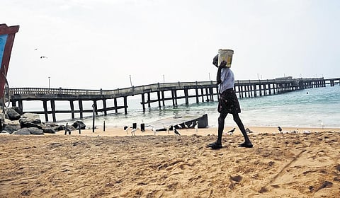 The dilapidated Valiyathura sea bridge | Vincent Pulickal