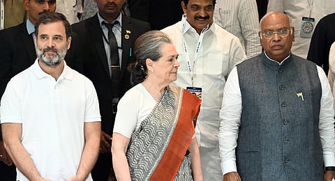 FILE - (From L to R) Former Congress presidents Rahul Gandhi and Sonia Gandhi with current party chief Mallikarjun Kharge. (Photo | PTI)