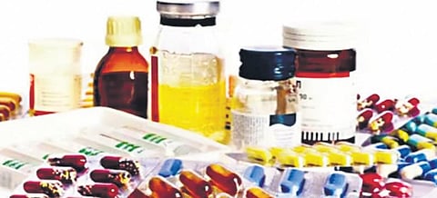 Raw materials and industrial machines were seized.