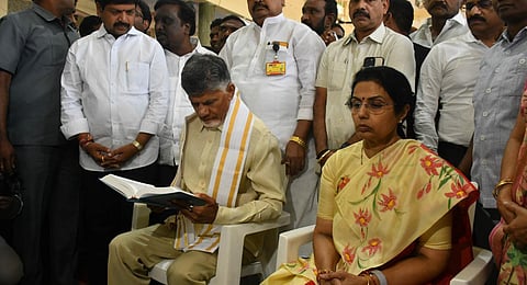TDP supremo N Chandrababu Naidu along with his spouse Nara Bhubaneswari offer prayers at the Mother Mary shrine at Gunadala in Vijayawada.(Prasant Madugula)