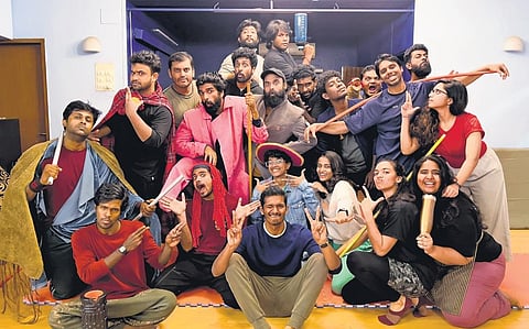 Actors from The Little Theatre.