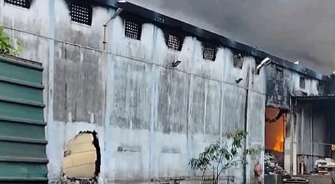 Fire broke out at a soap powder godown in the Vayakadu area of Manali. (Screengrab)