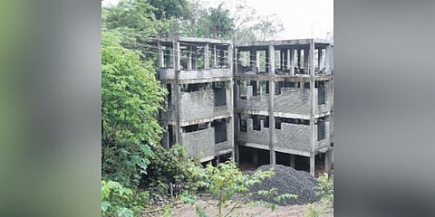  The abandoned apartment complex at Wadakkanchery 