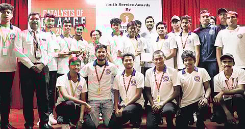 Colleges and students were awarded | Mohan Raj G /Riya Mariyam R