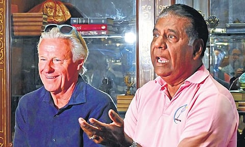 Björn Borg and Vijay Amritraj having a conversation in the city | Shashidhar Byrappa