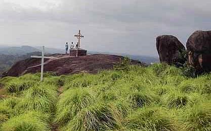 Chakkipara in Vazhakulam