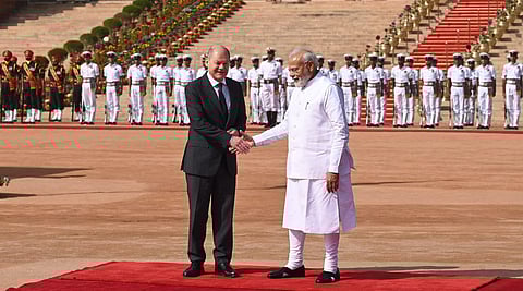 PM Narendra Modi welcomes German Chancellor Olaf Scholz during a ceremonial reception at Rashtrapati Bhavan in New Delhi, Feb. 25, 2023. (Photo | Shekhar Yadav, EPS)