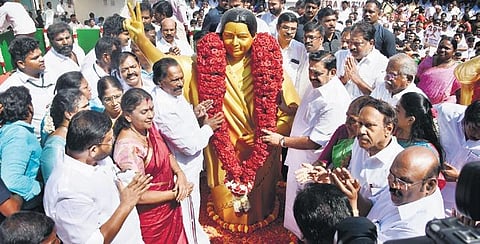 Edappadi K Palaniswami and party cadre garland statue of former CM Jayalalithaa on occasion of her birth anniversary at party headquarters in Chennai | Ashwin Prasath