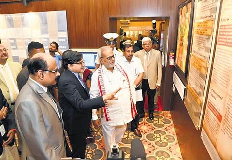Governor Prof Ganeshi Lal going round the museum | Express