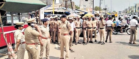 Police personnel deployed in Panruti on Saturday | Express