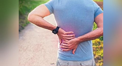 How does one know if they have kidney stones?