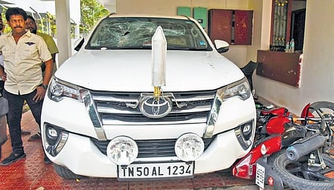 Minister K N Nehru supporters vandalised MP Tiruchy Siva car and house in Tiruchy on Wednesday | M K Ashok Kumar
