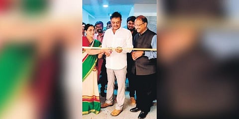 Minister of Horticulture and Planning N Munirathna inaugurated a private ward with 14 deluxe rooms at People Tree Hospital, Yeshwanthpur on Monday