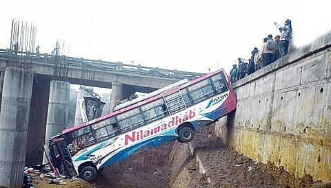 NH-55 near Panchubati in Dhenkanal district