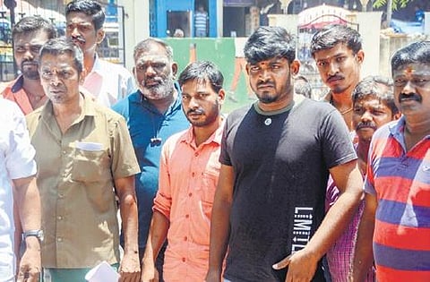 Three custodial torture victims arriving at Ambasamudram taluk office to give their statement | V KARTHIK ALAGU