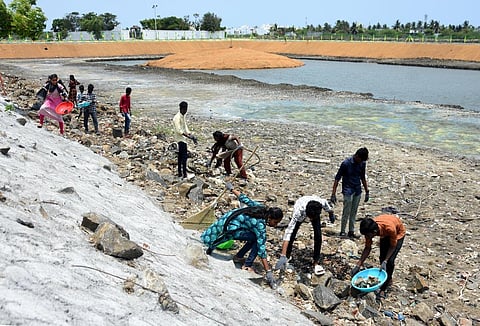 Students in Kannagi Nagar take it upon themselves to clean the three tanks and ponds in their area, with corporates and NGOs joining their cause. (Photo | Ashwin Prasath)