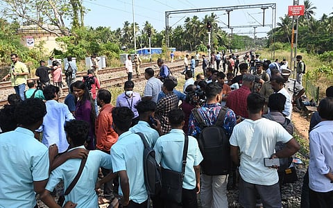 Three people were injured after a man set on fire one of them allegedly following an argument on board Alappuzha-Kannur Executive Express on Sunday night (April 2). (Photo | E Gokul, EPS)