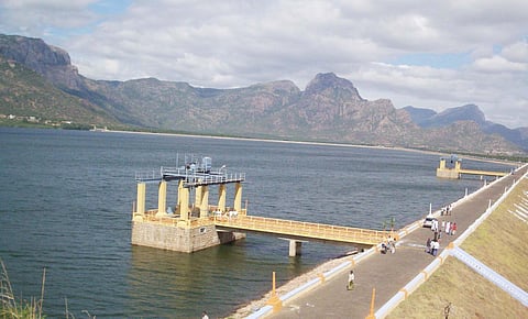 A section of farmers in Udumalaipet opposed the allotment of land near Thirumoorthy dam to members of SC/ST community through Tamil Nadu Adi Dravidar Housing and Development Corporation (TAHDCO).