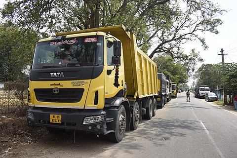 According to officials, the trucks did not have permits and were overloaded with gravel from quarries. (File Photo)