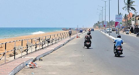 The renovated Shankhumukham-Airport Road. (Photo | BP Deepu, EPS)