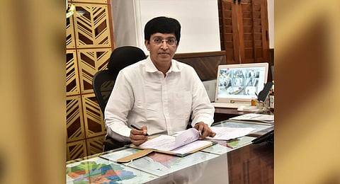 J Radhakrishnan takes charge as Chennai Corporation Commissioner.(Photo | P Jawahar, EPS)