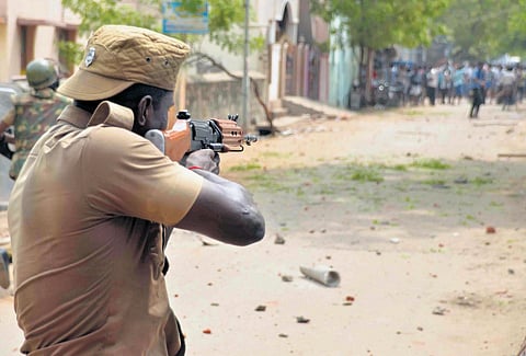 FILE: Clash between cops and protesters in Thoothukudi. (Photo | Express)