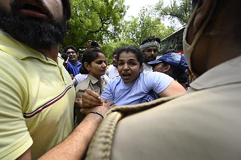 Delhi Police detain India's top wrestlers including Sakshi Malik. (Photo | Parveen Negi/ Express)