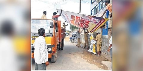 Officials said that rules have been framed to ensure hoardings do not affect traffic movement | File pic