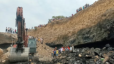 Rescue operation underway after an illegally operated mine collapsed in Jharkhand's Bhowra colliery area, near Dhanbad. (Photo | PTI)