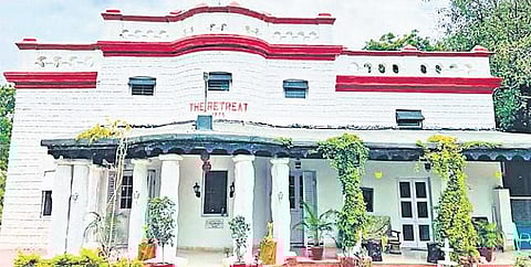 The retreat owes its current fame to one of its late nineteenth-century occupants, a young Lieutenant of the 4th Queen’s Own Hussars (4th Hussars), Winston Leonard Spencer Churchill (left)