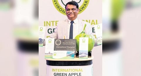Arvind Kumar received five prestigious “Green Apple” awards on behalf of the State.