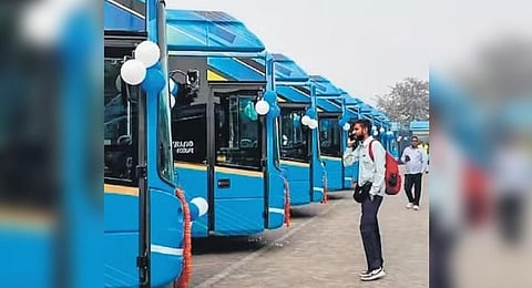 small-size electric ‘mohalla buses’ image used for representation