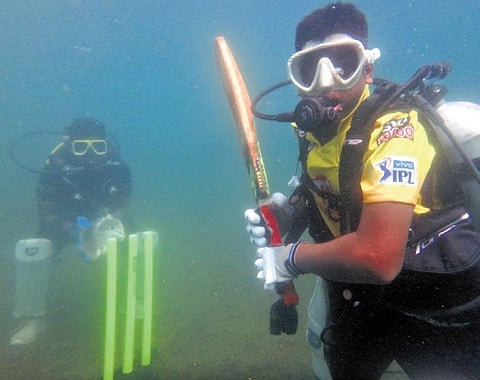 Aravind Tharunsri and his team dove underwater and played cricket on May 30