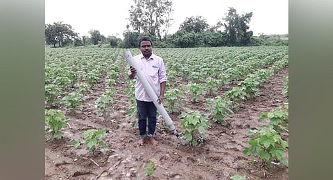 The low-cost fertiliser application device is made from PVC pipes and it can hold up to five to six kilograms of manure, making it easily transportable for farmers.