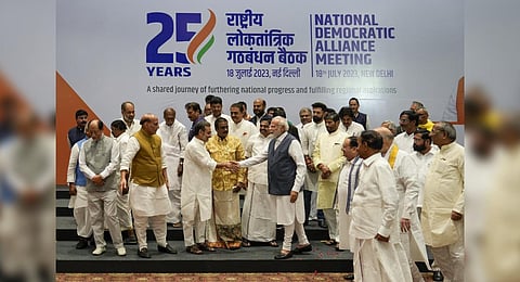 Prime Minister Narendra Modi being received by NDA leaders before the meeting of the National Democratic Alliance in New Delhi. (Photo | PTI)
