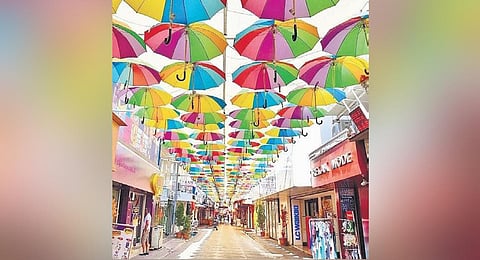 Representational image