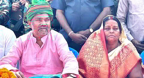 Former minister Jagarnath Mahto's wife Baby Devi will take oath as minister in the Hemant Soren-led UPA government in Jharkhand today. (Photo | Twitter, @Jagarnathji_mla)