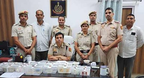 Two employees of Delhi jewellery held for stealing gold worth Rs 1.5 crore