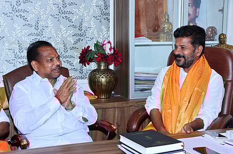 A Revanth Reddy extending an invitation to join Congress to A Chandrasekhar. (Photo | Twitter)