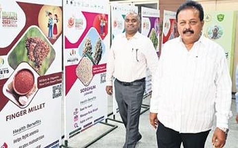 Minister N Chaluvaraya Swamy inspects the centralised call centre in Bengaluru on Thursday | Nagaraja Gadekal